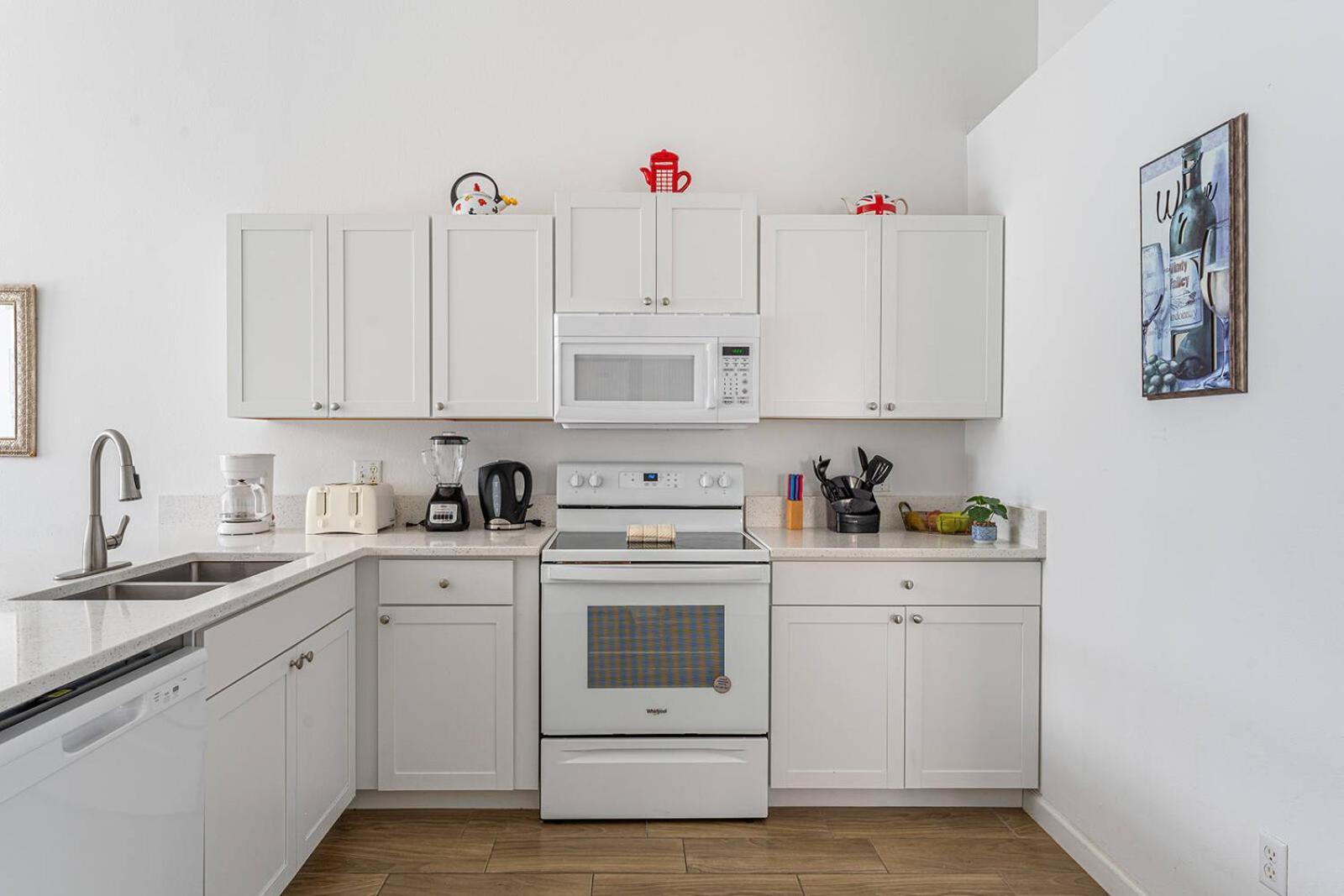 4 Bedroom No Carpet Just Remodeled Unit Sr1205 Кисими Екстериор снимка